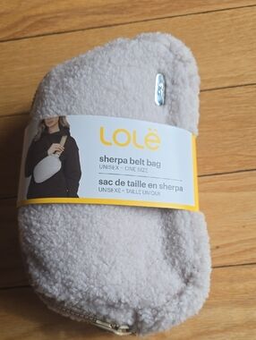 Lole Sherpa Belt Bag in Cream